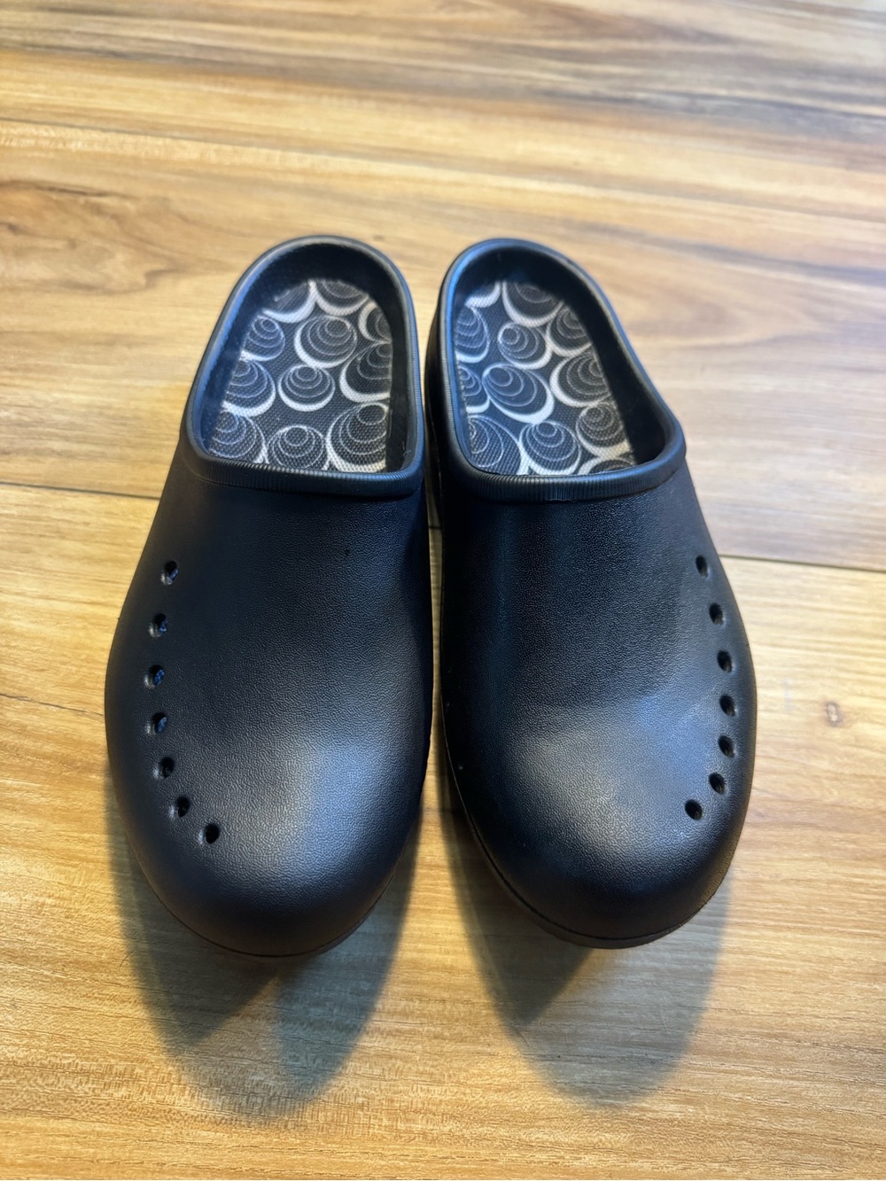 CROCS Black Slip-On Clog Mules with Patterned Insole - Picture 2 of 11